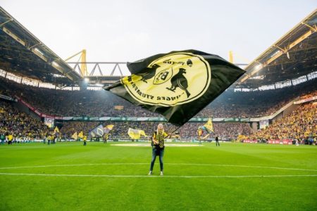 LA MÁQUINA DE HACER DINERO: BORUSSIA DORTMUND