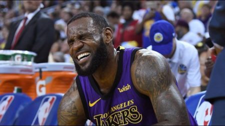 LEBRON JAMES, DEMORA EN SU REAPARICIÓN TRAS SU LESIÓN.