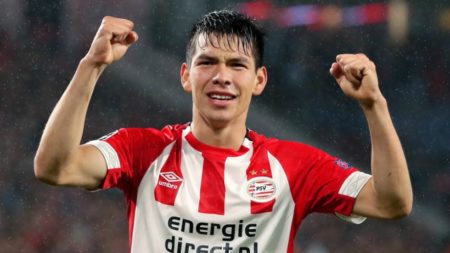 NAPOLI HACE OFERTA OFICIAL AL PSV POR HIRVING LOZANO