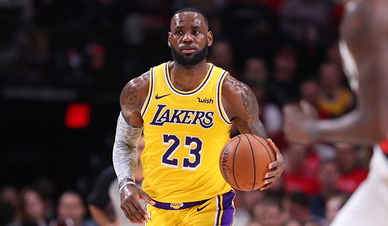 LEBRON JAMES, A 3000 PUNTOS DE CONVERTIRSE EN EL MEJOR DE LA HISTORIA